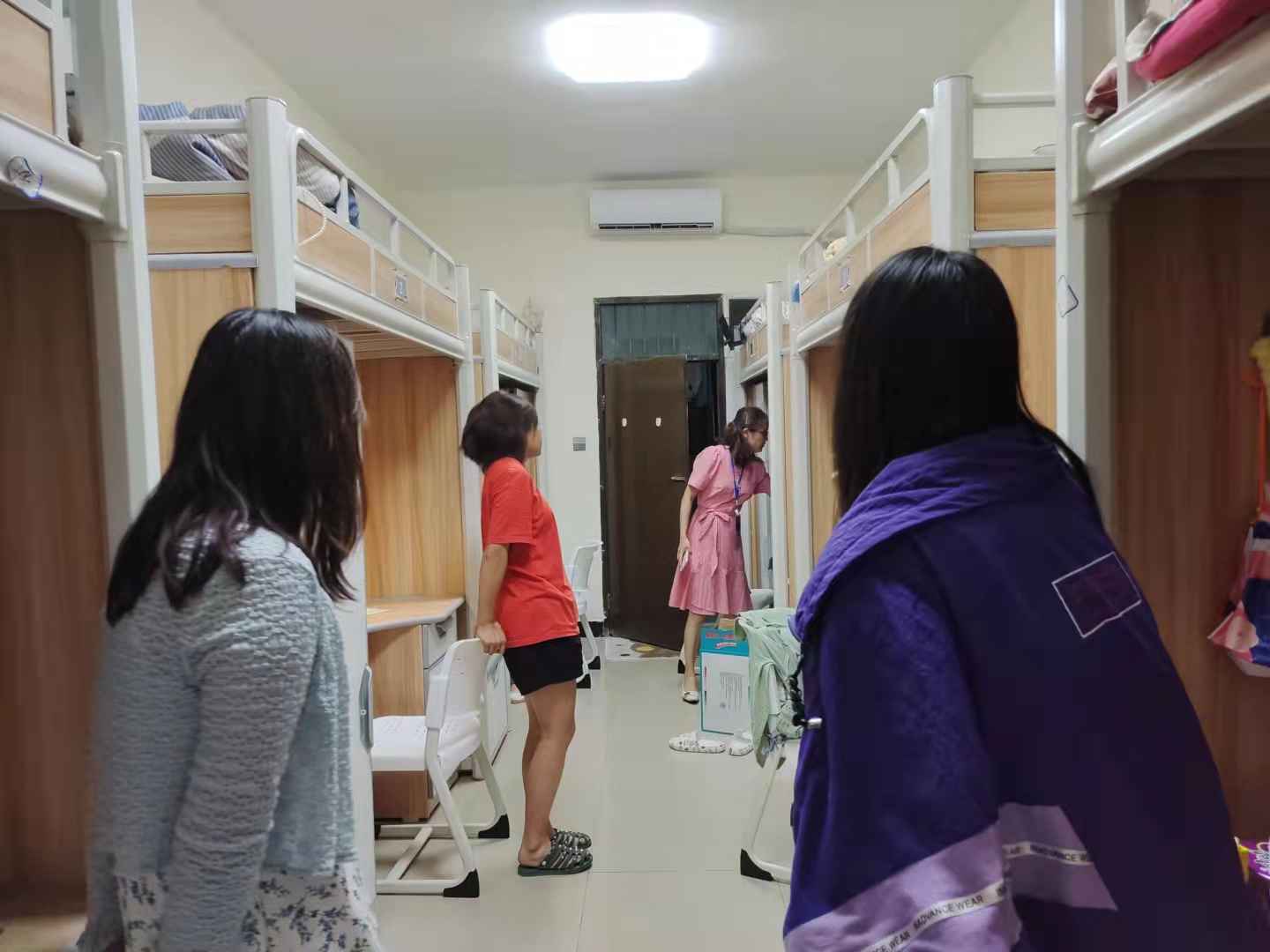 06188b18c9a8873117fa425386a1572(1).jpg 06188b18c9a8873117fa425386a1572(1).jpg