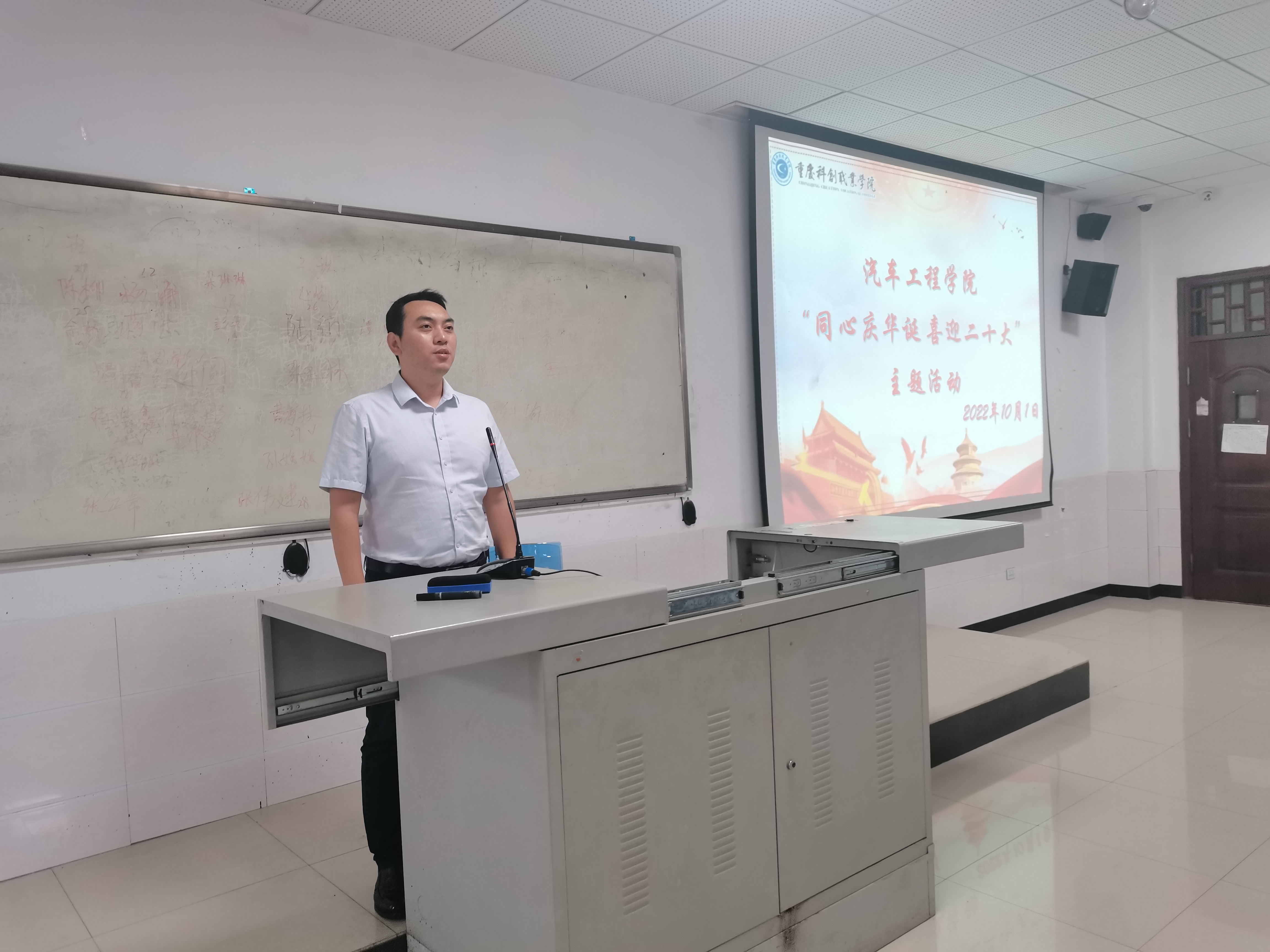 5e56ceb1c2b84e25f98dd1351bdbc56