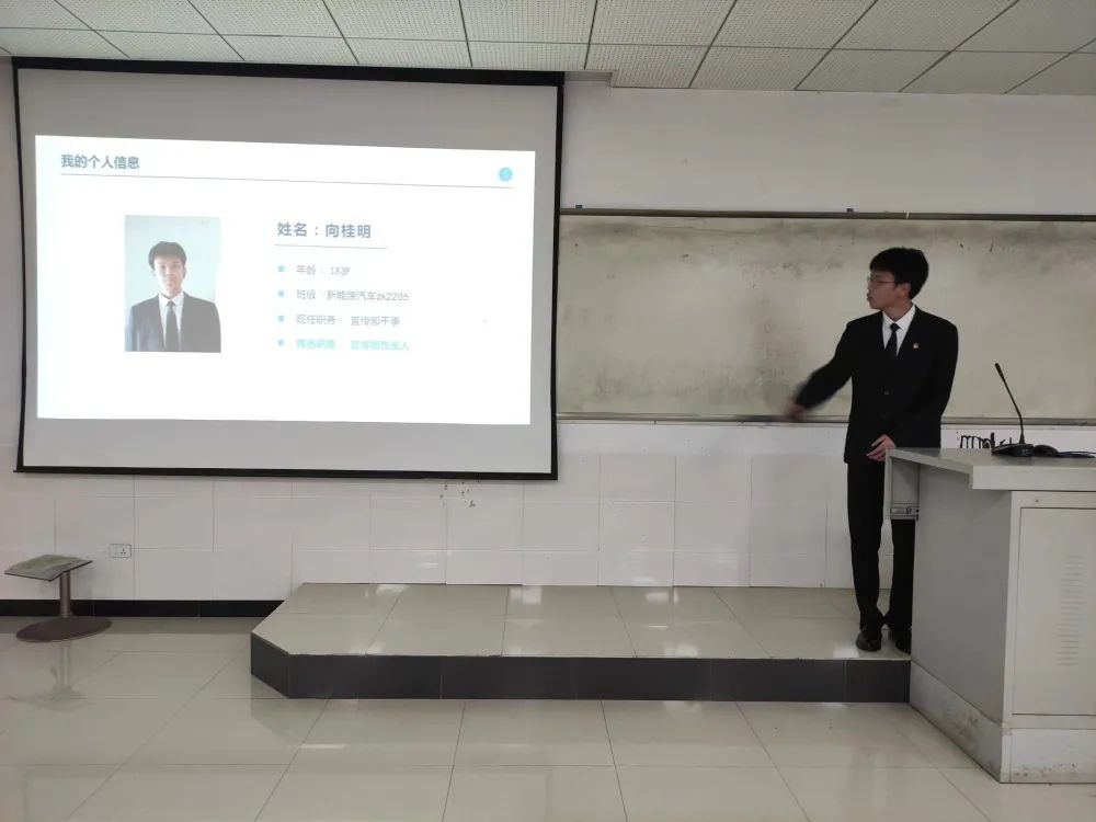 2feffbde2c0a9bbbec7be0a61062e423