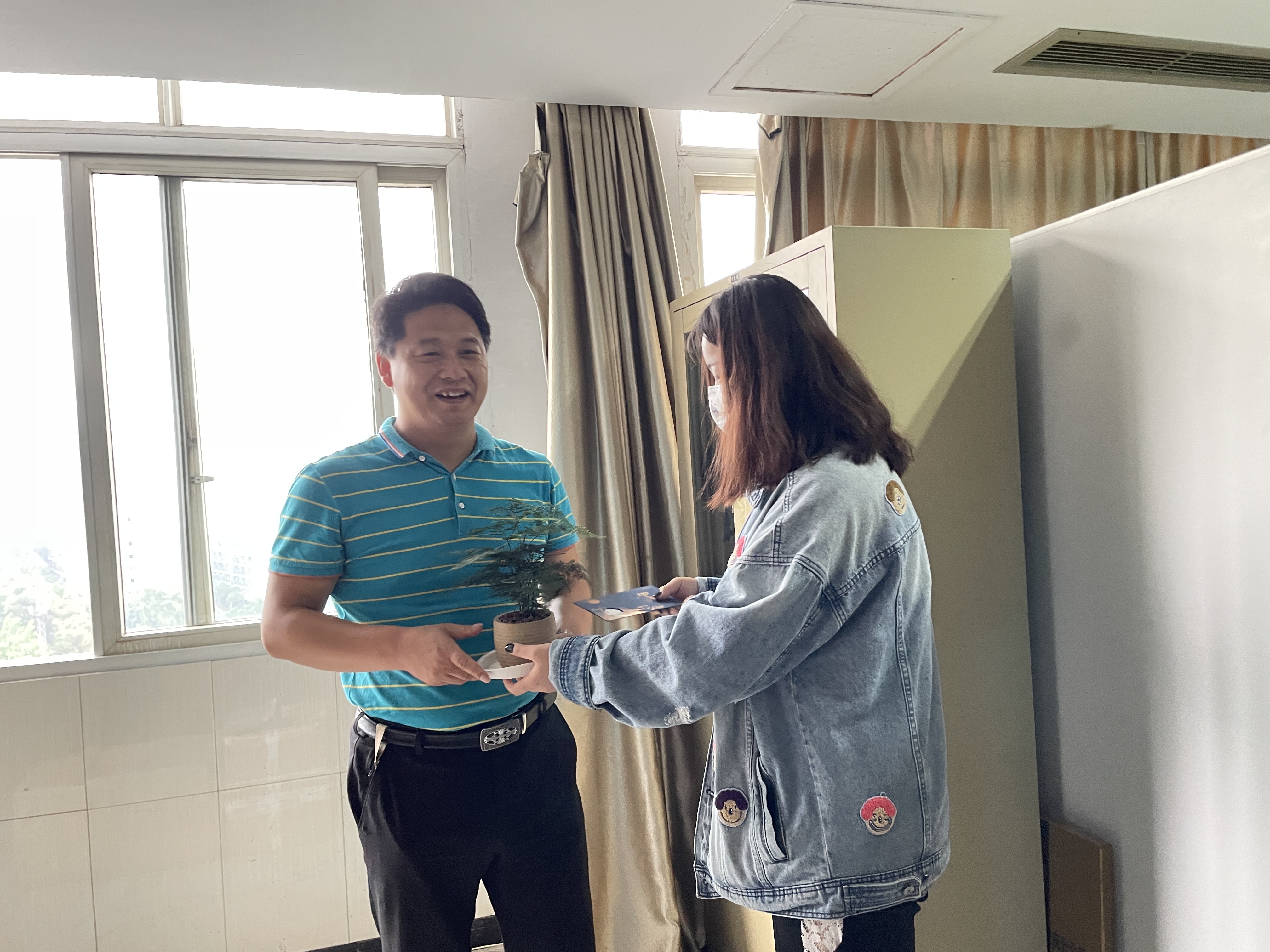 b43dfe426408693c8dd91c6913e7894