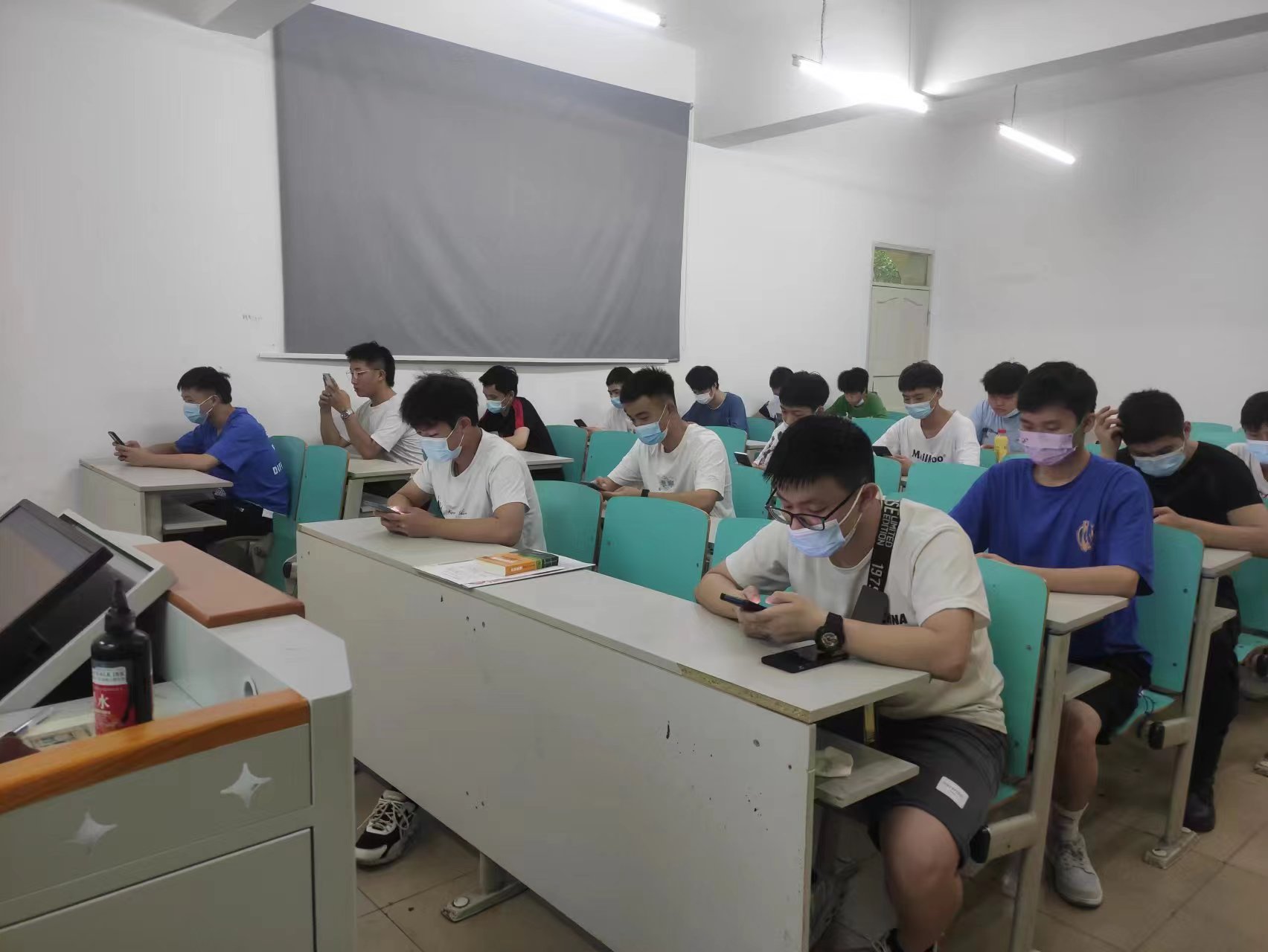 cd90c41cabb8bd8b2f586e64ebbe2b6