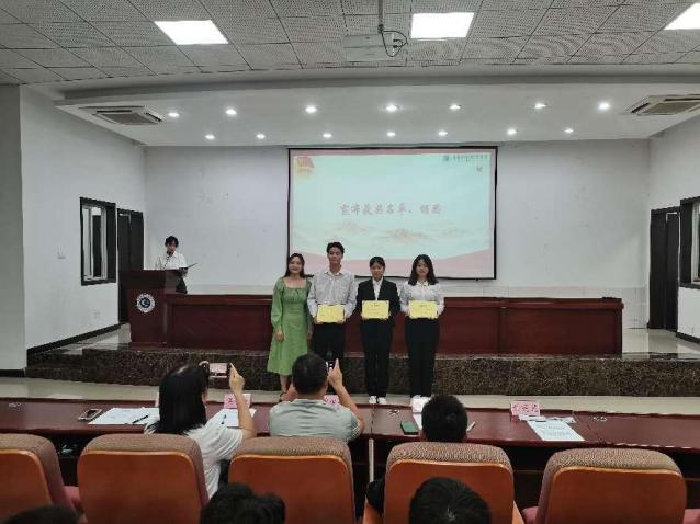 b639de3b2bfe17359501e564ec4c0b3