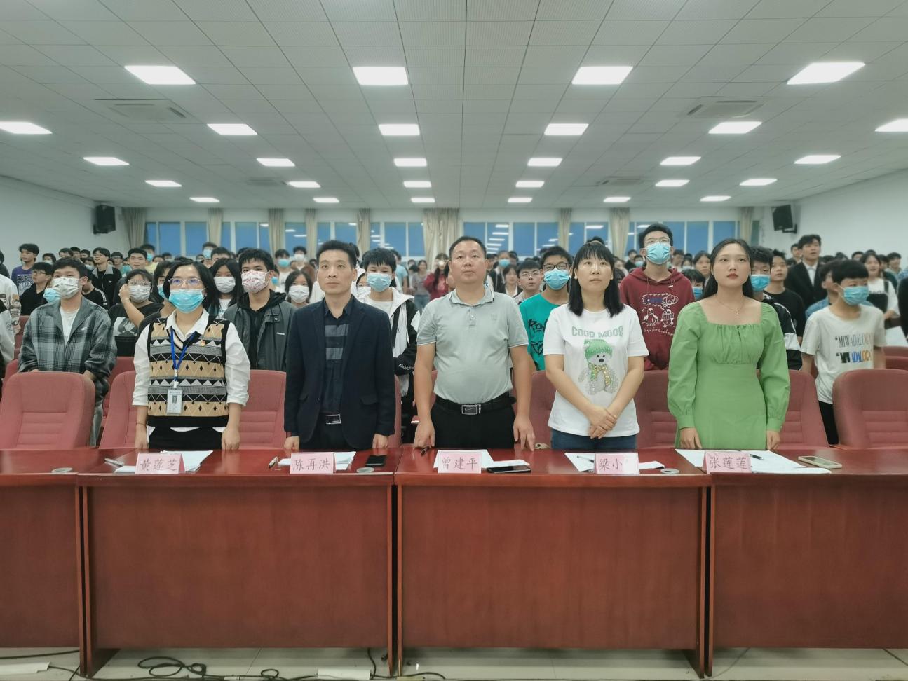 90a19e00cb9bab154a6211610d784c3