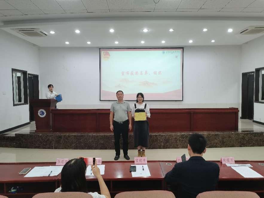 1c7a40f357f2ceb054c72d2e3147583