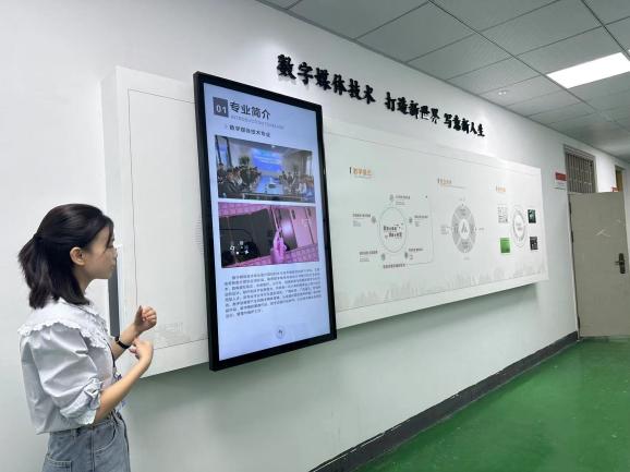 e4d39cae45afd7f15832dfb243f684f