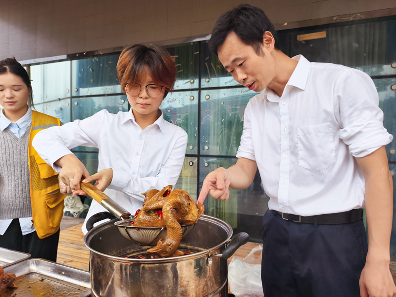 微信图片_20251017103213_92_269_副本.jpg 微信图片_20251017103213_92_269_副本.jpg