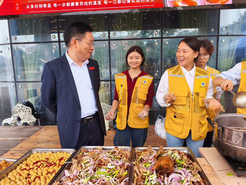 微信图片_20251017102520_68_269_副本.jpg 微信图片_20251017102520_68_269_副本.jpg