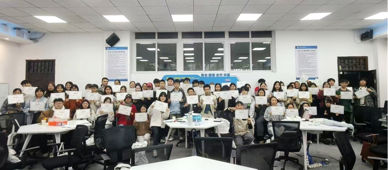 图片2.jpg 图片2.jpg