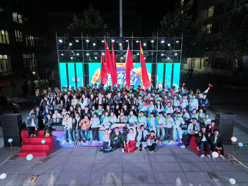 e4a1da6e39bd83ef5e99eb1019ffd1e8_副本.jpg e4a1da6e39bd83ef5e99eb1019ffd1e8_副本.jpg