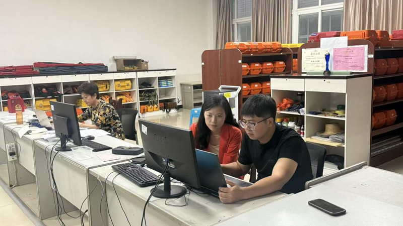 图片4.png 图片4.png