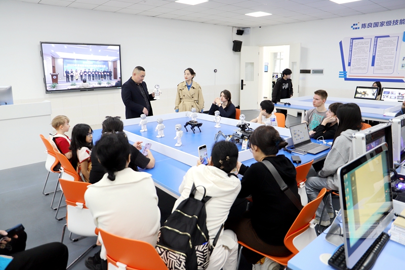 IMG_8810.jpg IMG_8810.jpg