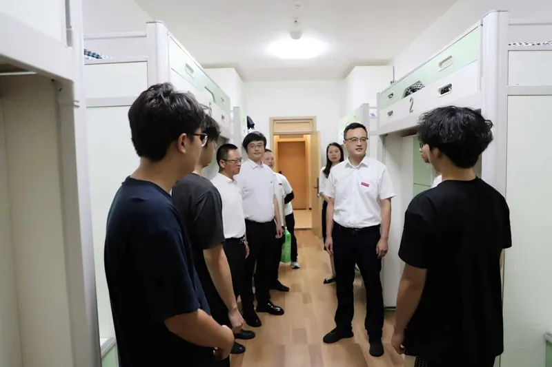 图片 图片