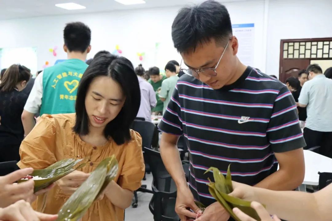 fdd367a3413258ce885368a2bbec1322.jpg